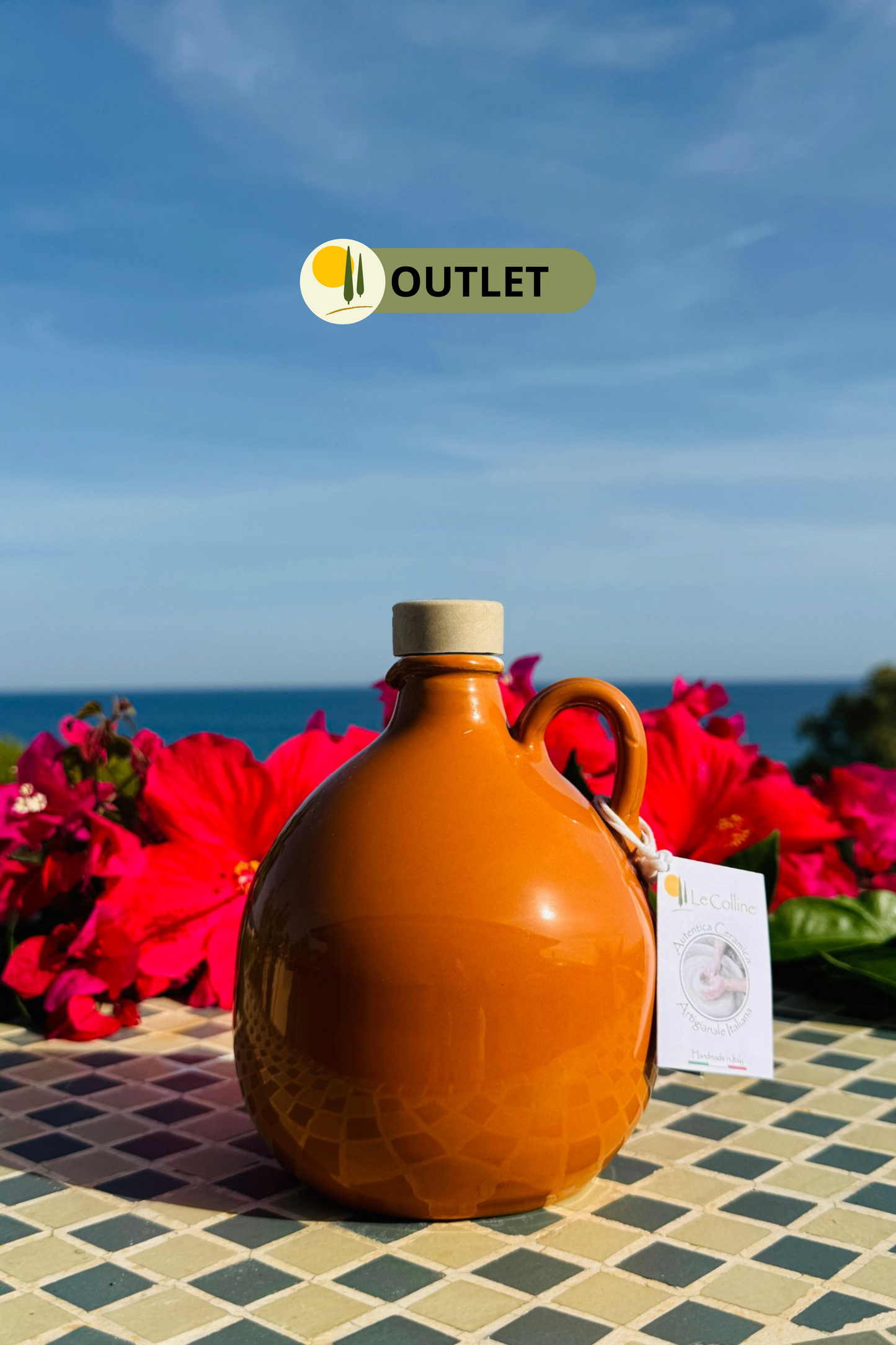 Elegant ceramic carafe Limited Edition handmade in Italy "Bombata" approx. 0.5 L