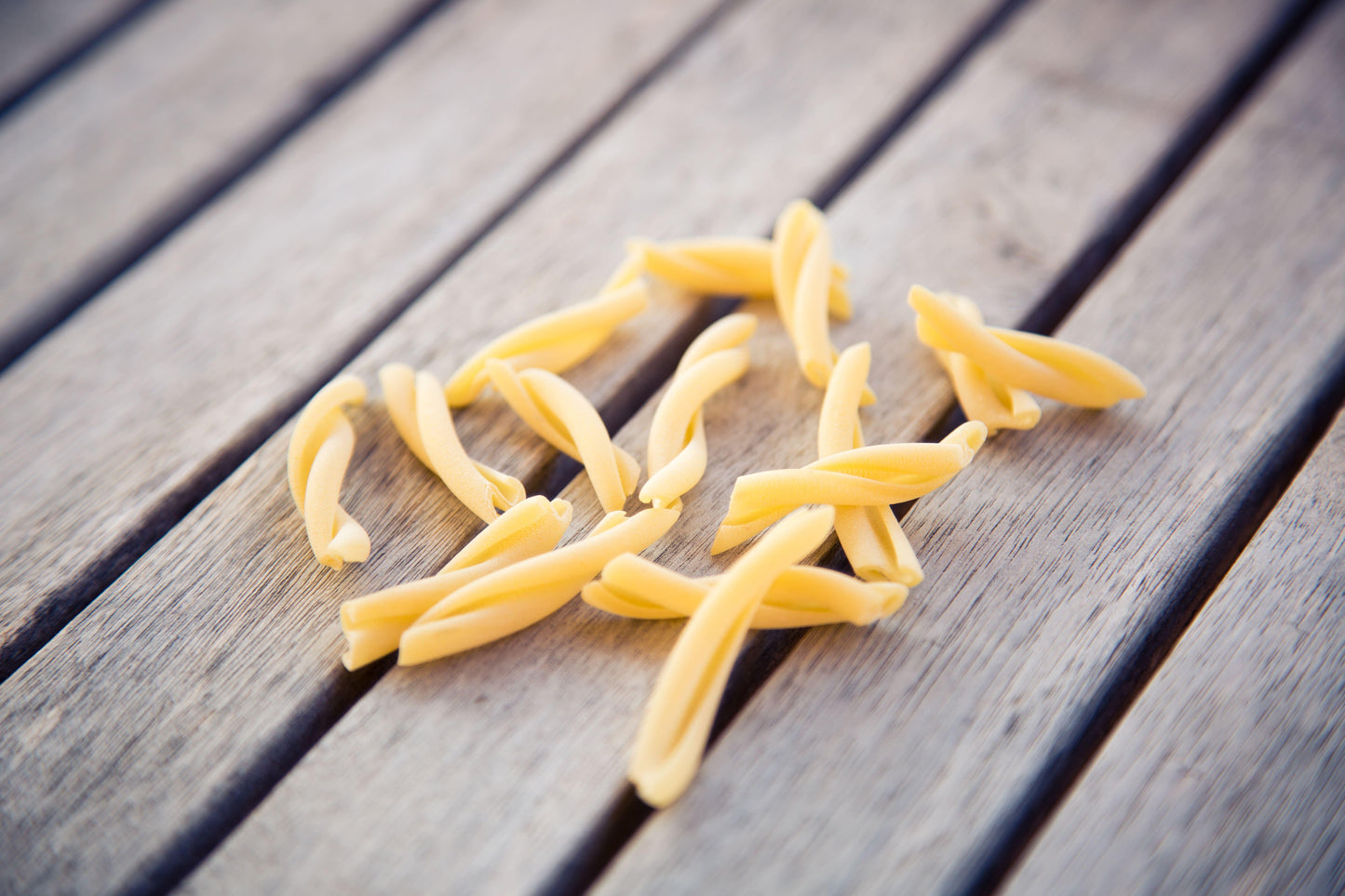 Traditionelle hochwertige Pasta Casarecce aus italienischer Manufaktur