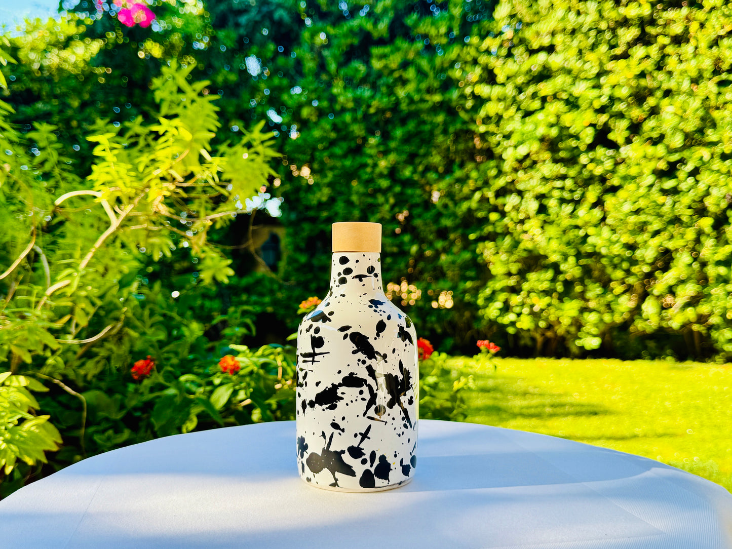 Bottiglia in ceramica per olio "Schizzata" da 250 ml per olio d'oliva fatta a mano in Italia