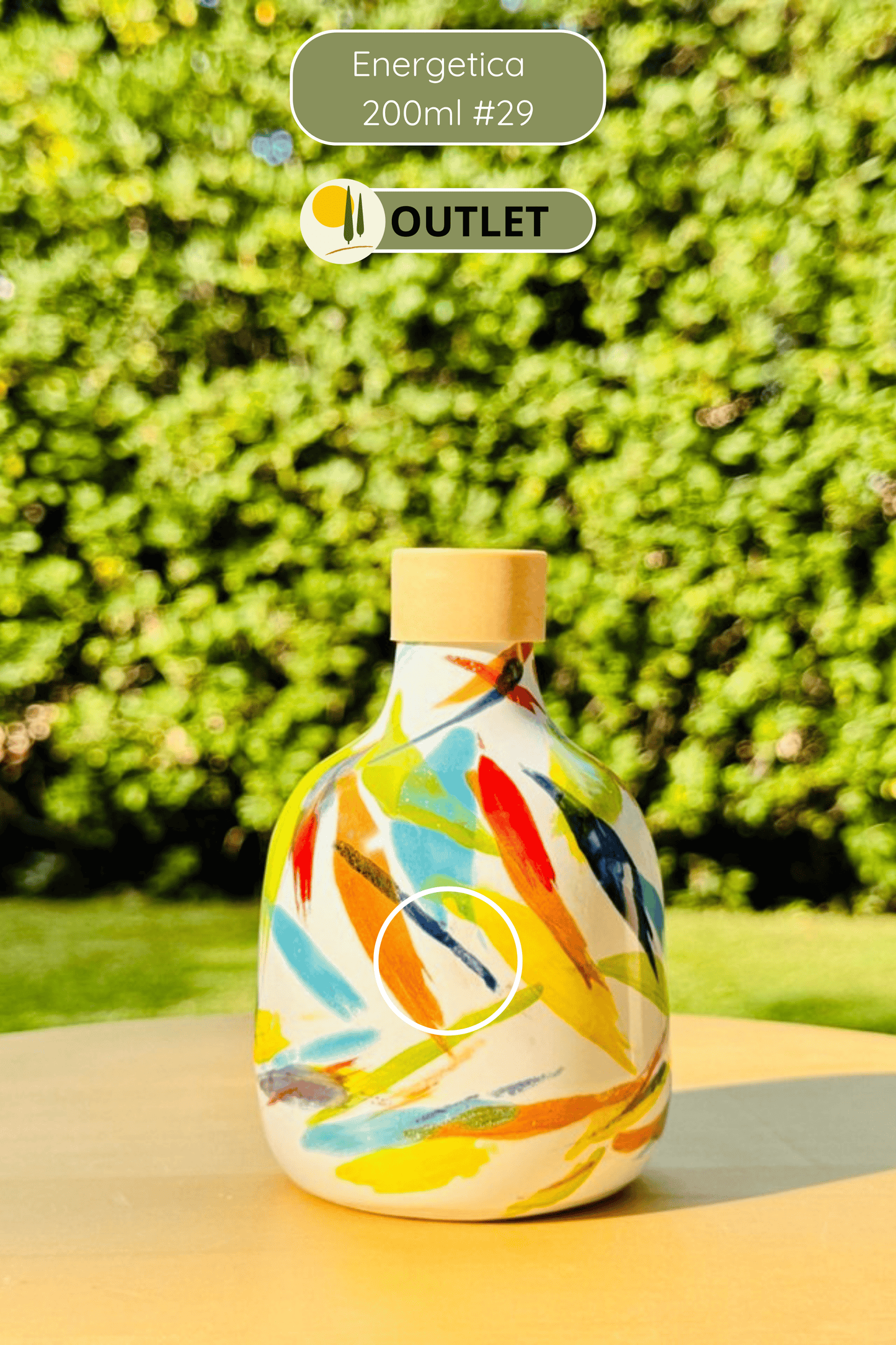 Distributore di olio in bottiglia di ceramica colorata "Vivace" per olio d'oliva fatto a mano in Italia