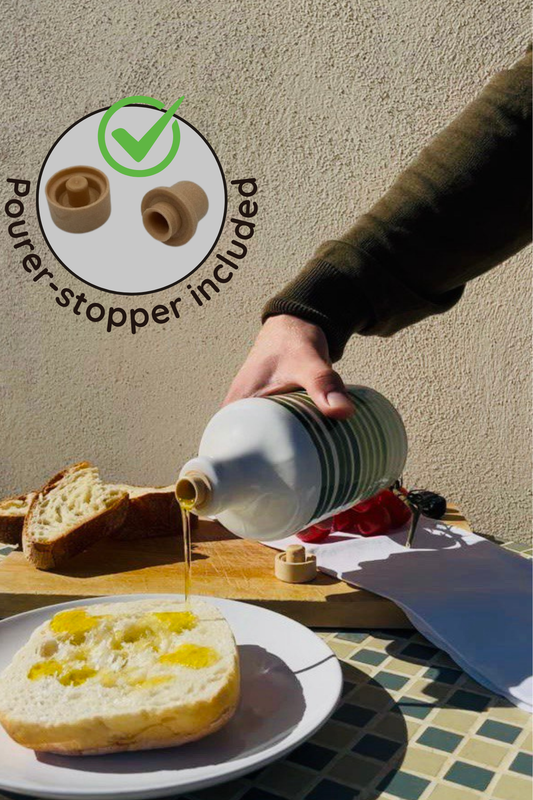 Bottiglia in ceramica per olio "Unica" rossa per olio d'oliva fatta a mano in Italia