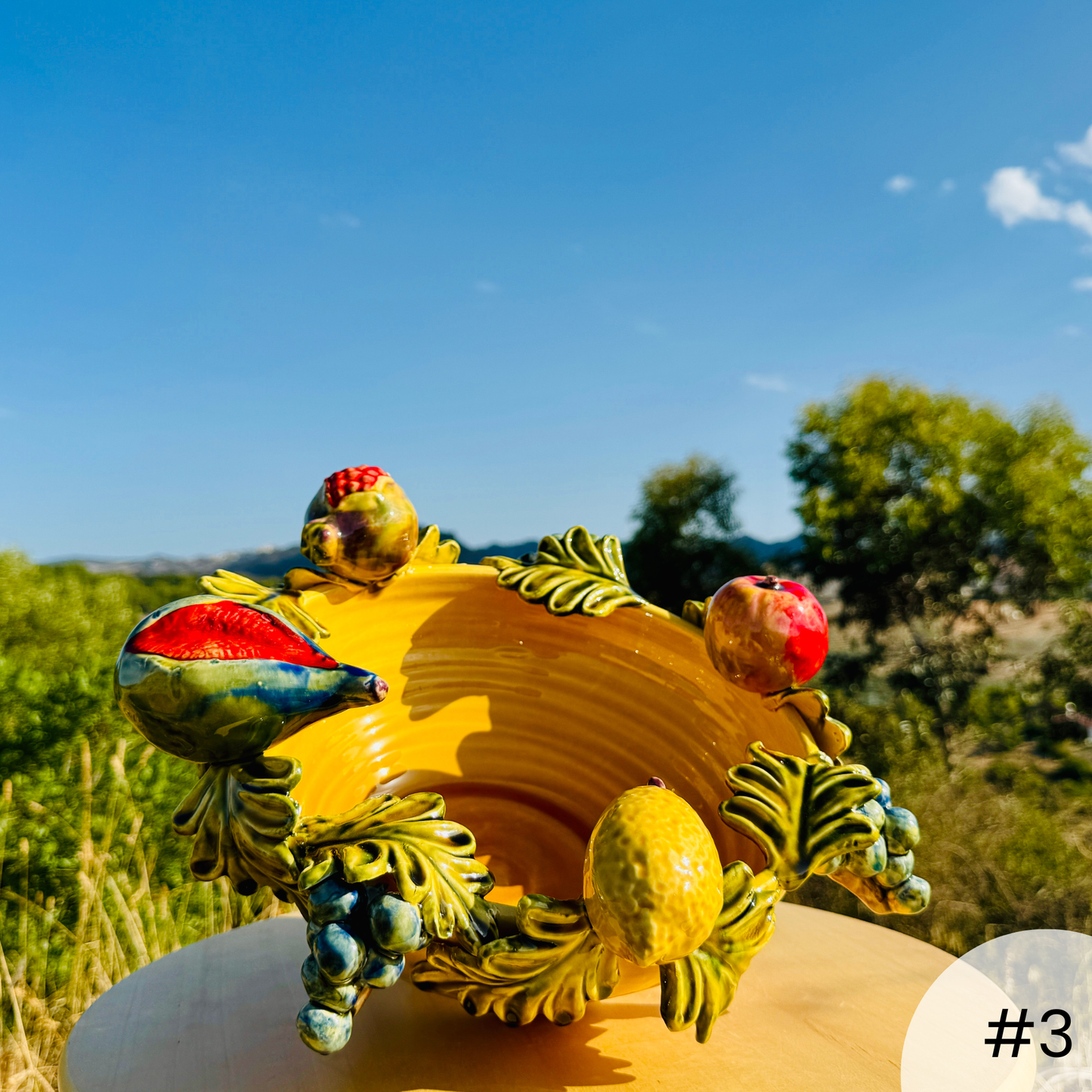 Obstschale mit Früchten - Keramik-Tischdeko - Handgefertigt und Handbemalt aus Italien