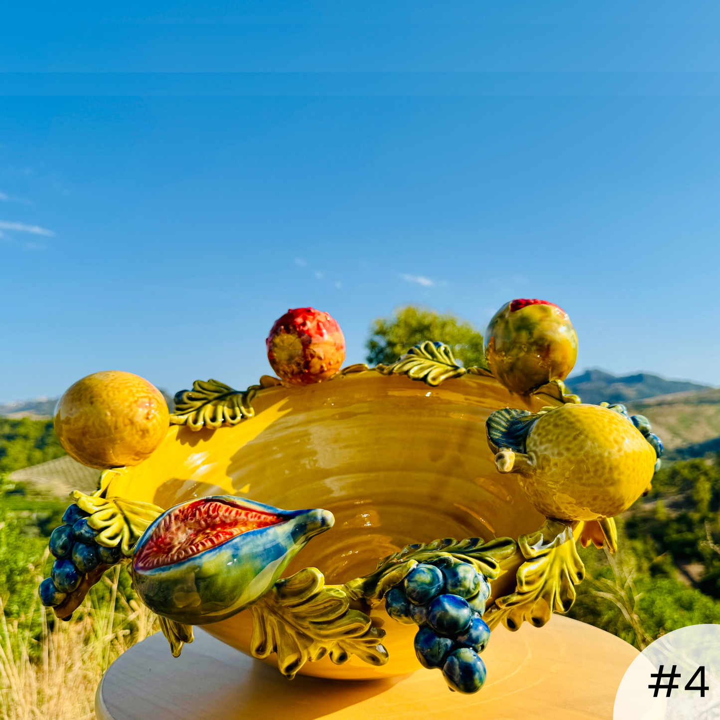 Obstschale mit Früchten - Keramik-Tischdeko - Handgefertigt und Handbemalt aus Italien