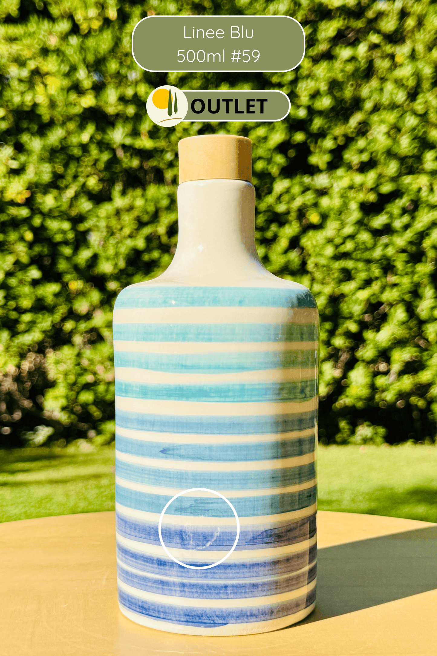 OUTLET - B-WARE Keramikflasche Ölspender mit blauen Linien für Olivenöl handgemacht in Italien