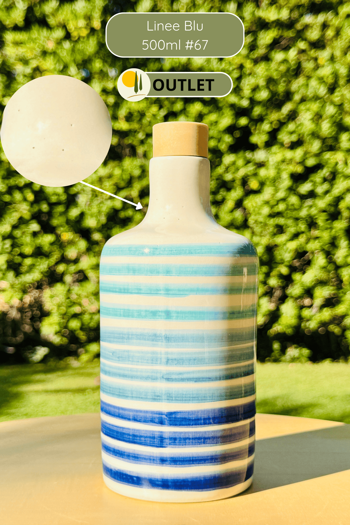 OUTLET - B-WARE Keramikflasche Ölspender mit blauen Linien für Olivenöl handgemacht in Italien