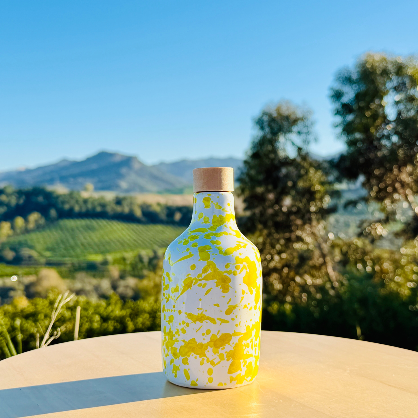 Ceramic bottle oil dispenser oil bottle "Schizzata" 250 ml for olive oil handmade in Italy