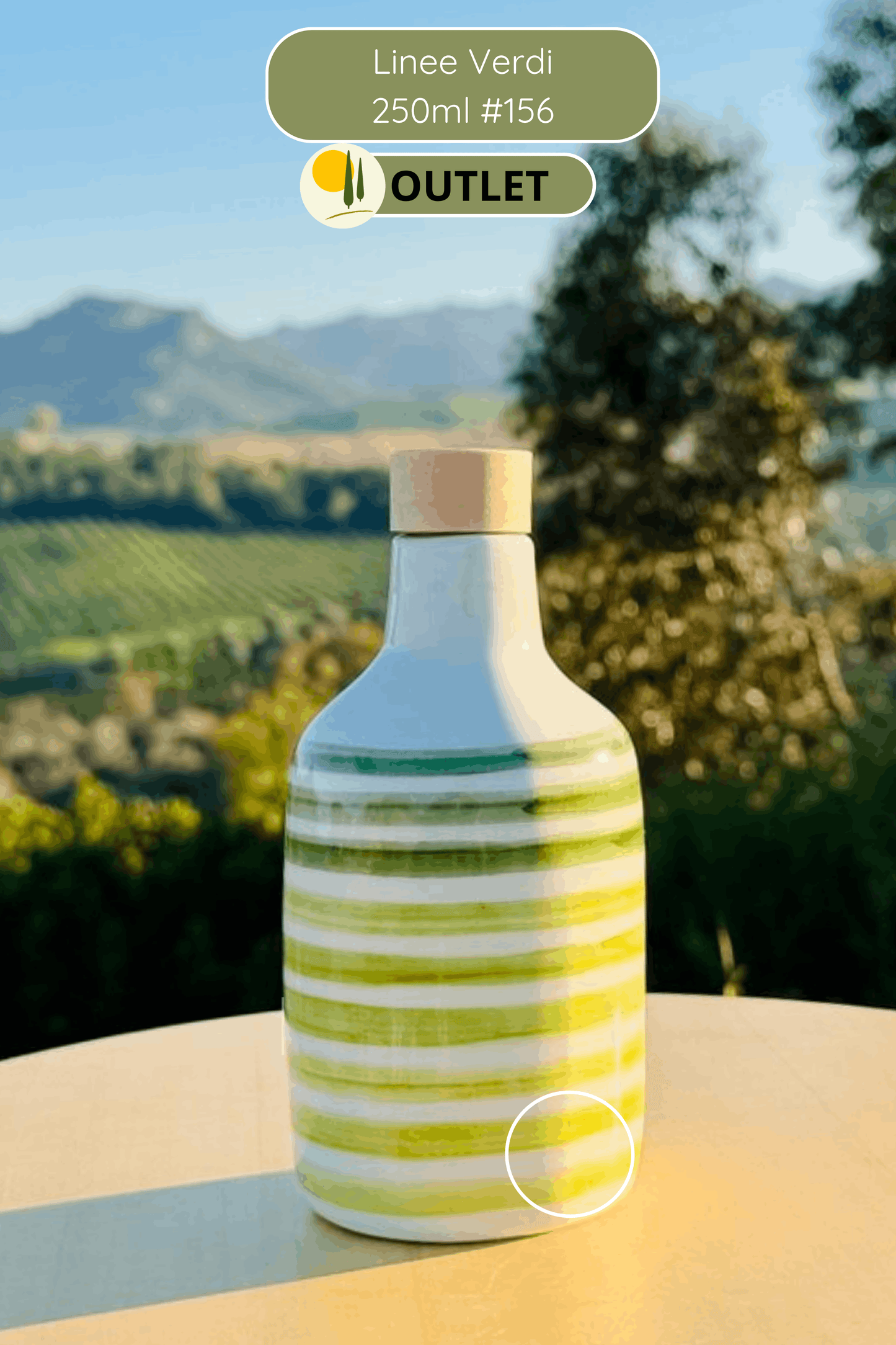 OUTLET - B-WARE Keramikflasche Ölspender mit grünen Linien für Olivenöl handgemacht in Italien