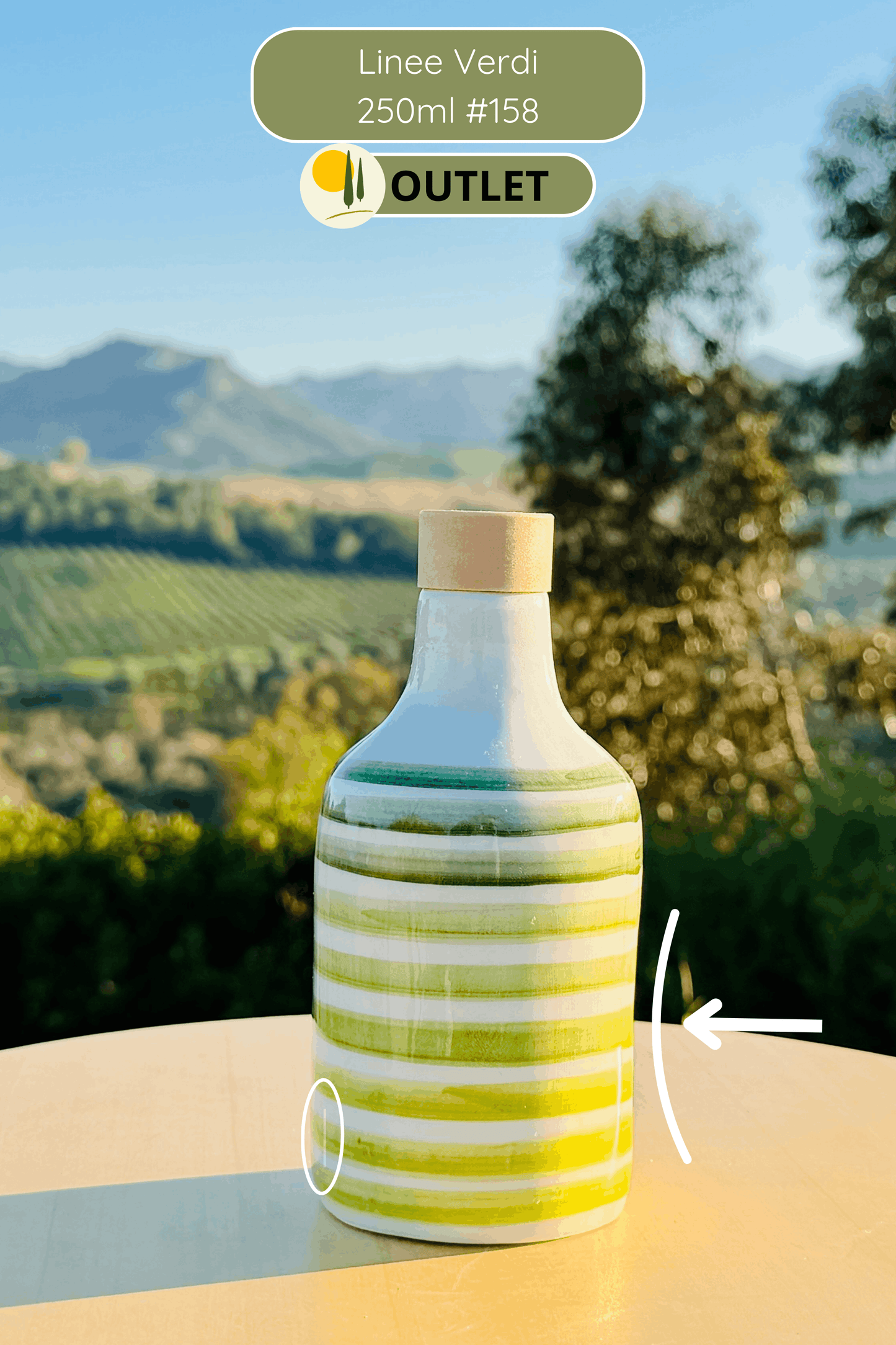 OUTLET - B-WARE Keramikflasche Ölspender mit grünen Linien für Olivenöl handgemacht in Italien