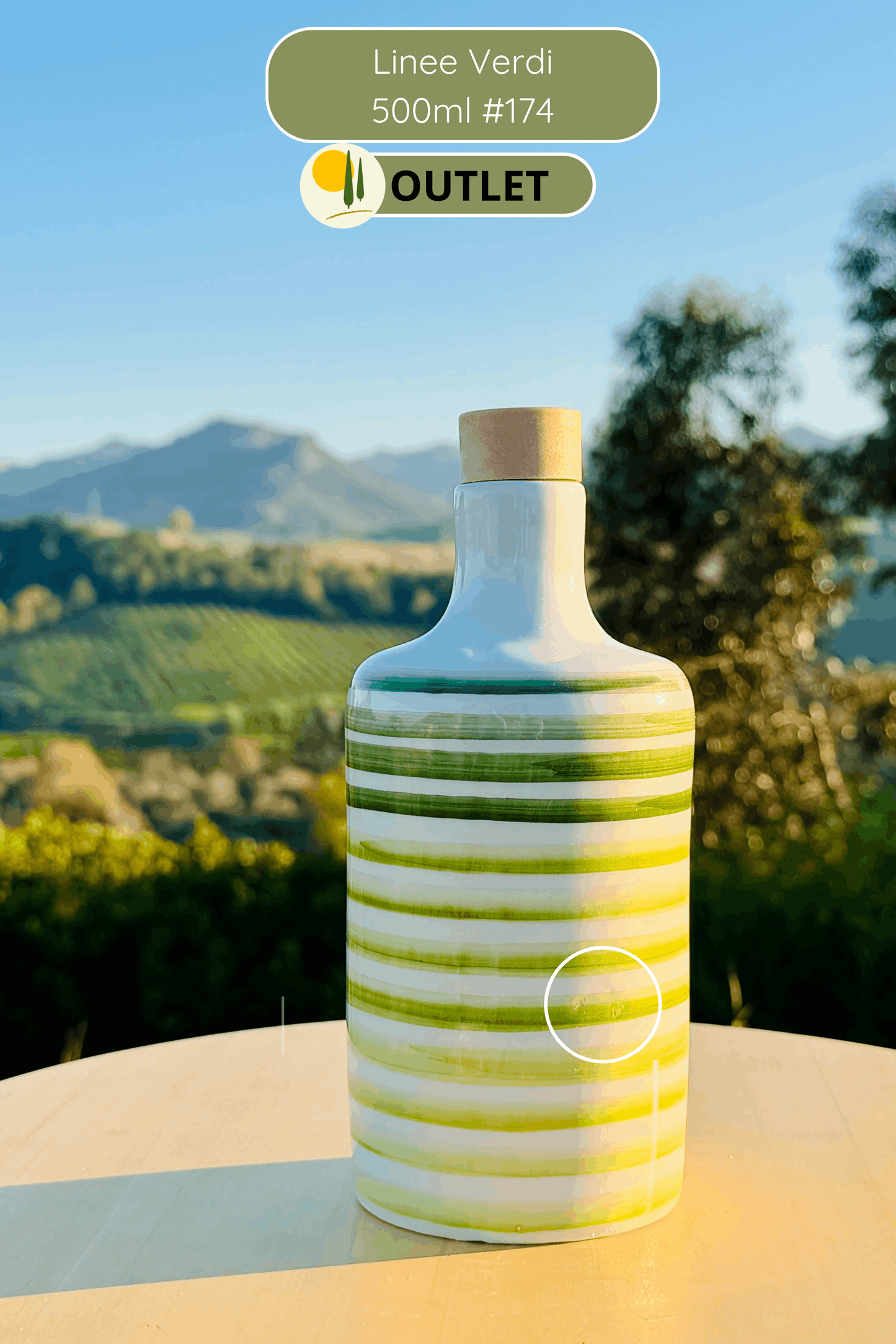 OUTLET - B-WARE Keramikflasche Ölspender mit grünen Linien für Olivenöl handgemacht in Italien