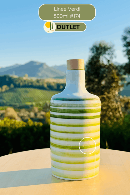OUTLET - B-WARE Keramikflasche Ölspender mit grünen Linien für Olivenöl handgemacht in Italien